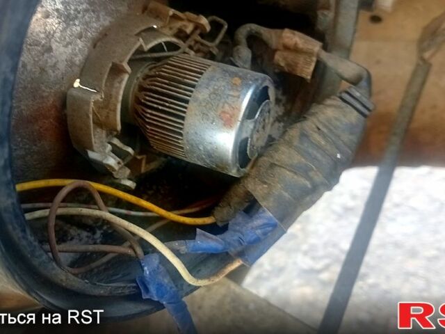 Белый Ауди 100, объемом двигателя 2 л и пробегом 0 тыс. км за 500 $, фото 1 на Automoto.ua