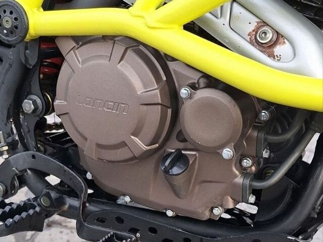 Білий Ауді 100, об'ємом двигуна 2.2 л та пробігом 250 тис. км за 653 $, фото 1 на Automoto.ua