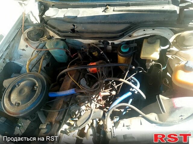 Белый Ауди 100, объемом двигателя 2 л и пробегом 606 тыс. км за 720 $, фото 1 на Automoto.ua