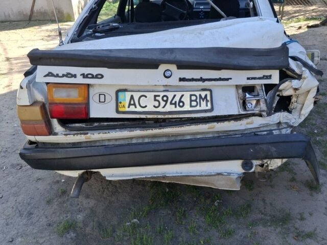 Білий Ауді 100, об'ємом двигуна 1.78 л та пробігом 150 тис. км за 500 $, фото 1 на Automoto.ua