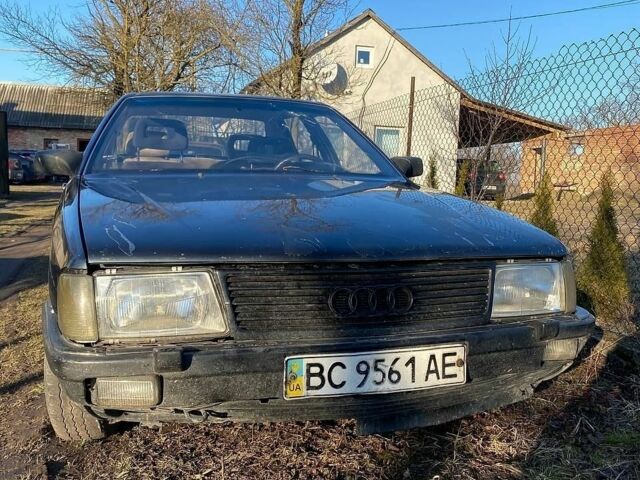 Белый Ауди 100, объемом двигателя 2.1 л и пробегом 450 тыс. км за 400 $, фото 1 на Automoto.ua