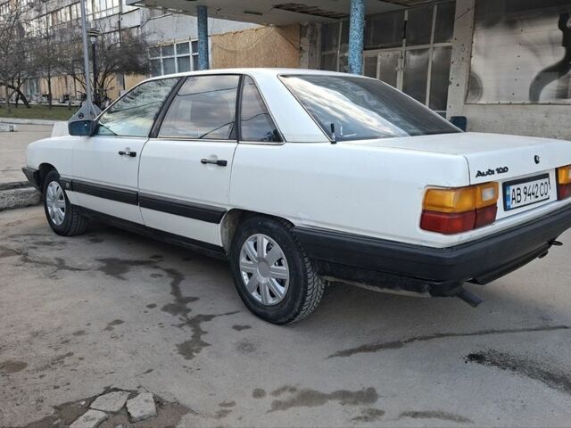 Белый Ауди 100, объемом двигателя 2.1 л и пробегом 30 тыс. км за 654 $, фото 1 на Automoto.ua
