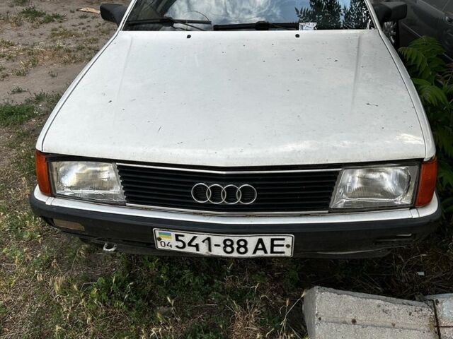 Белый Ауди 100, объемом двигателя 2.2 л и пробегом 310 тыс. км за 1000 $, фото 1 на Automoto.ua