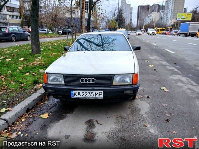 Белый Ауди 100, объемом двигателя 2.3 л и пробегом 560 тыс. км за 1400 $, фото 1 на Automoto.ua