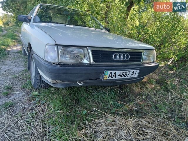 Білий Ауді 100, об'ємом двигуна 2 л та пробігом 400 тис. км за 1500 $, фото 1 на Automoto.ua