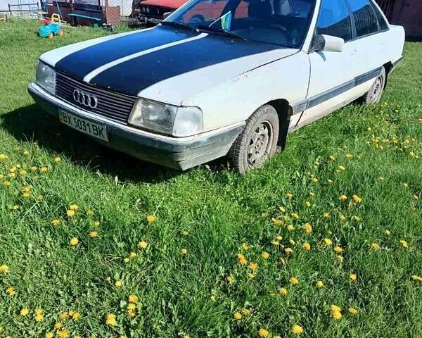 Білий Ауді 100, об'ємом двигуна 1.76 л та пробігом 500 тис. км за 1150 $, фото 1 на Automoto.ua