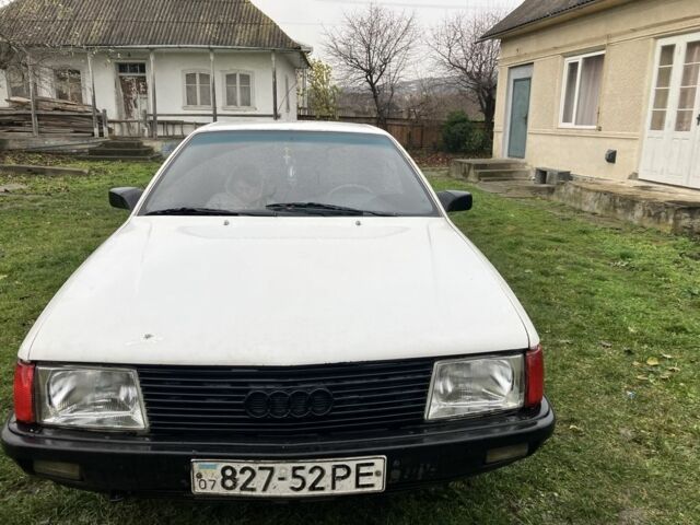 Білий Ауді 100, об'ємом двигуна 1.8 л та пробігом 445 тис. км за 950 $, фото 1 на Automoto.ua