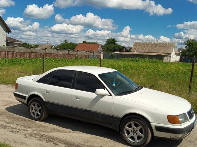 Білий Ауді 100, об'ємом двигуна 2.8 л та пробігом 240 тис. км за 1699 $, фото 1 на Automoto.ua