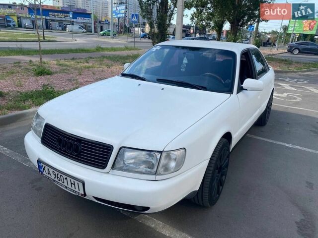 Белый Ауди 100, объемом двигателя 2.77 л и пробегом 490 тыс. км за 2599 $, фото 1 на Automoto.ua