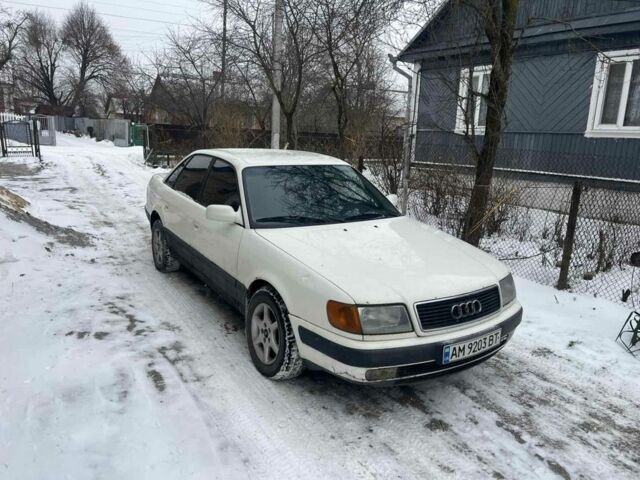Білий Ауді 100, об'ємом двигуна 2.8 л та пробігом 350 тис. км за 1550 $, фото 1 на Automoto.ua