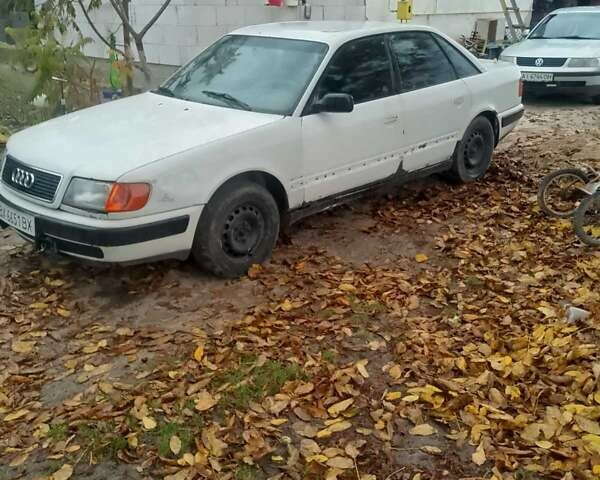 Белый Ауди 100, объемом двигателя 2.3 л и пробегом 350 тыс. км за 1200 $, фото 1 на Automoto.ua
