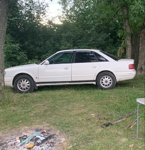 Білий Ауді 100, об'ємом двигуна 2.8 л та пробігом 600 тис. км за 1500 $, фото 1 на Automoto.ua