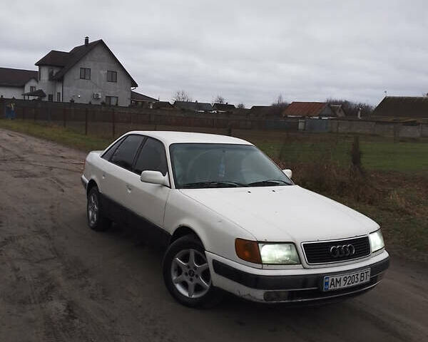 Белый Ауди 100, объемом двигателя 2.77 л и пробегом 380 тыс. км за 1550 $, фото 1 на Automoto.ua