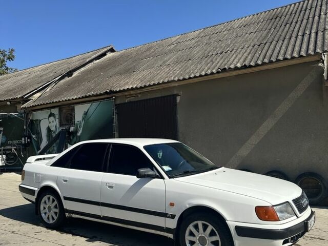 Белый Ауди 100, объемом двигателя 0 л и пробегом 200 тыс. км за 2100 $, фото 1 на Automoto.ua