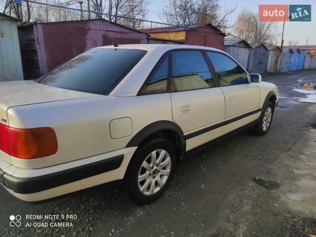 Белый Ауди 100, объемом двигателя 2.77 л и пробегом 300 тыс. км за 2400 $, фото 1 на Automoto.ua
