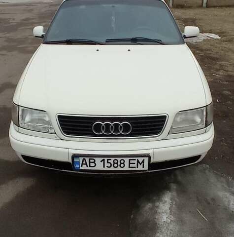 Белый Ауди 100, объемом двигателя 2.5 л и пробегом 450 тыс. км за 3300 $, фото 1 на Automoto.ua