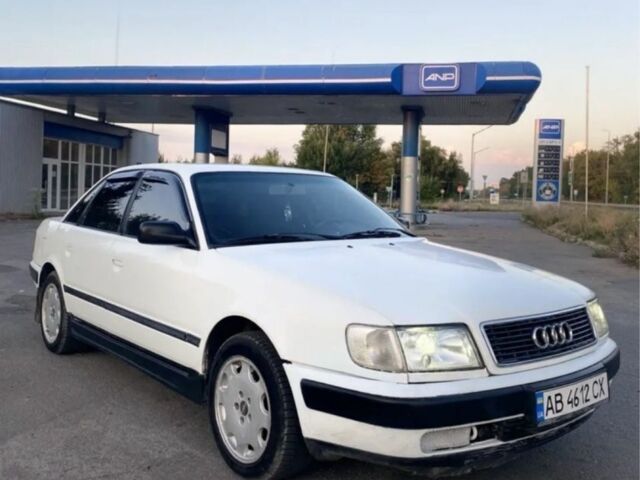 Белый Ауди 100, объемом двигателя 2.6 л и пробегом 521 тыс. км за 2500 $, фото 1 на Automoto.ua