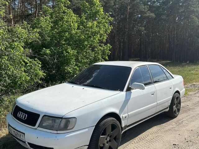 Белый Ауди 100, объемом двигателя 2.77 л и пробегом 380 тыс. км за 1900 $, фото 1 на Automoto.ua