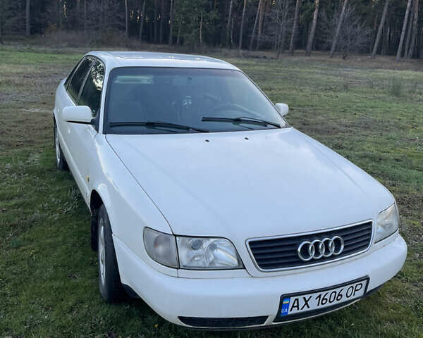 Білий Ауді 100, об'ємом двигуна 2 л та пробігом 400 тис. км за 2400 $, фото 1 на Automoto.ua