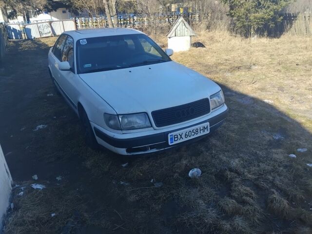 Белый Ауди 100, объемом двигателя 2.3 л и пробегом 132 тыс. км за 1300 $, фото 1 на Automoto.ua