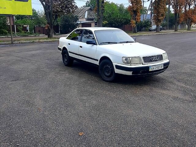 Білий Ауді 100, об'ємом двигуна 2.4 л та пробігом 330 тис. км за 2150 $, фото 1 на Automoto.ua