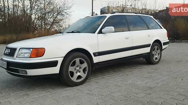 Белый Ауди 100, объемом двигателя 2.77 л и пробегом 491 тыс. км за 3300 $, фото 1 на Automoto.ua