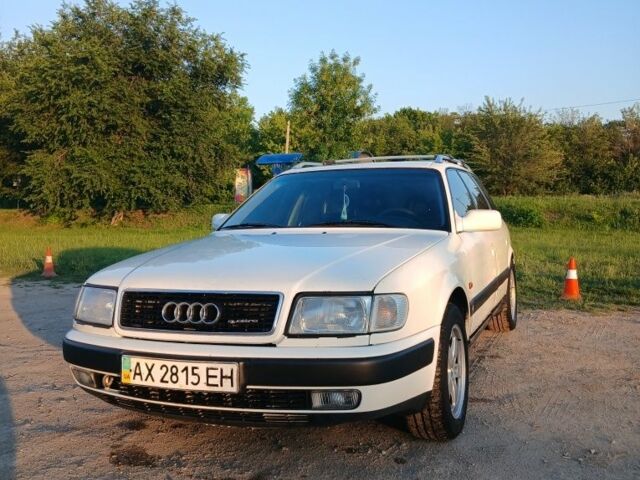 Белый Ауди 100, объемом двигателя 2.8 л и пробегом 380 тыс. км за 3135 $, фото 1 на Automoto.ua