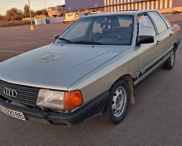 Ауди 100 1986 в Здолбунове на Automoto.ua Бежевый Ауди 100, объемом двигателя 1.78 л и пробегом 288 тыс. км за 950 $, фото 1 на Automoto.ua