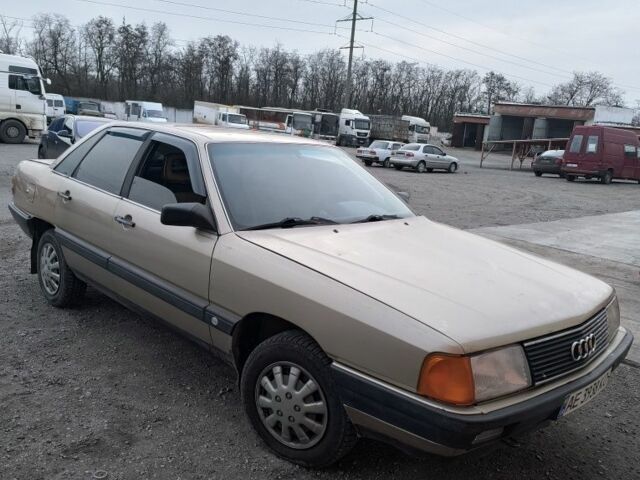 Бежевый Ауди 100, объемом двигателя 0 л и пробегом 234 тыс. км за 2500 $, фото 1 на Automoto.ua