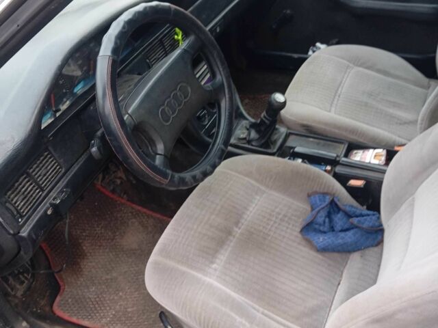 Бежевий Ауді 100, об'ємом двигуна 1.8 л та пробігом 377 тис. км за 1200 $, фото 1 на Automoto.ua