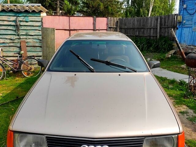 Бежевий Ауді 100, об'ємом двигуна 2.2 л та пробігом 0 тис. км за 1900 $, фото 1 на Automoto.ua