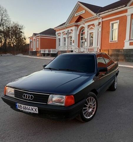Чорний Ауді 100, об'ємом двигуна 2.31 л та пробігом 260 тис. км за 4500 $, фото 1 на Automoto.ua