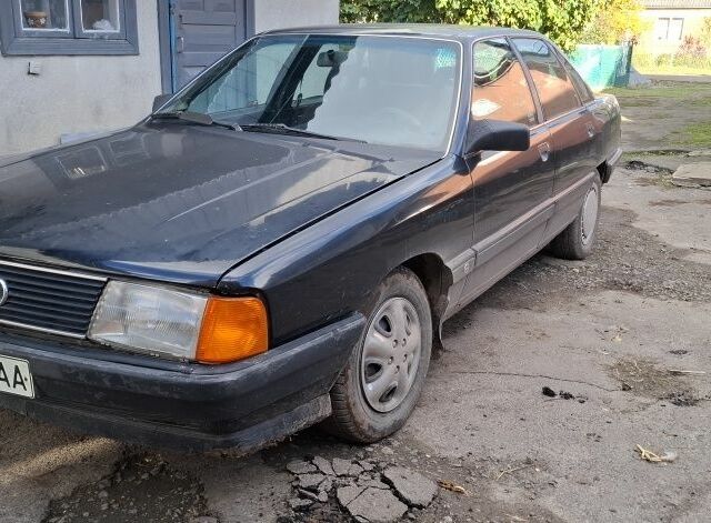 Чорний Ауді 100, об'ємом двигуна 0 л та пробігом 290 тис. км за 1000 $, фото 1 на Automoto.ua