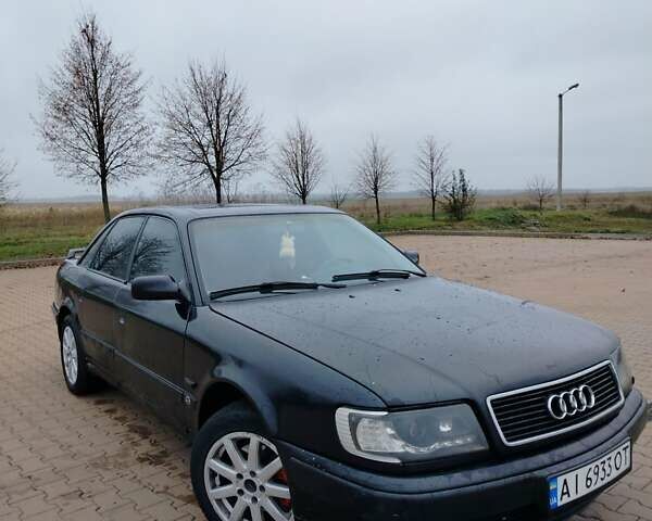 Черный Ауди 100, объемом двигателя 2.8 л и пробегом 325 тыс. км за 3000 $, фото 1 на Automoto.ua