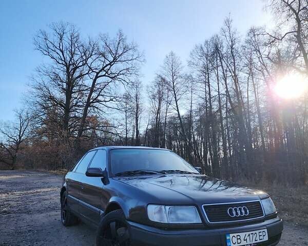 Черный Ауди 100, объемом двигателя 2.8 л и пробегом 500 тыс. км за 3500 $, фото 1 на Automoto.ua