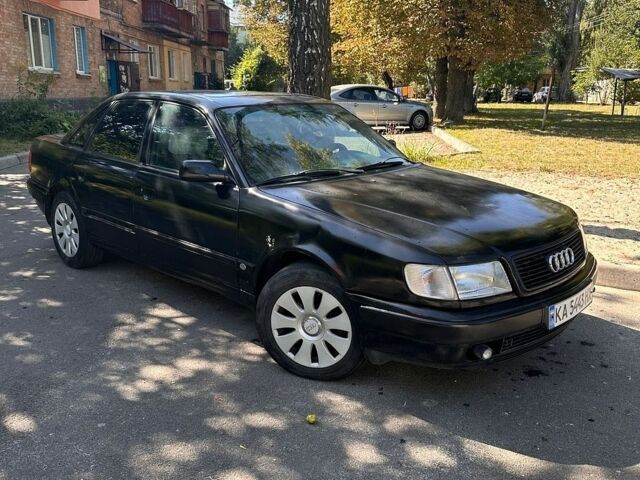 Черный Ауди 100, объемом двигателя 2.3 л и пробегом 400 тыс. км за 1702 $, фото 1 на Automoto.ua