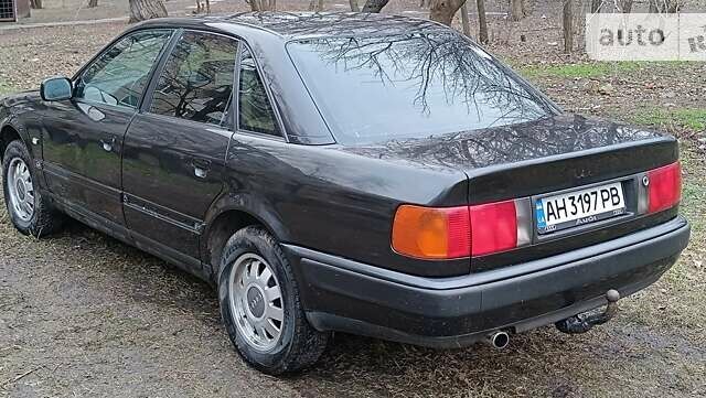Черный Ауди 100, объемом двигателя 2.3 л и пробегом 300 тыс. км за 3493 $, фото 1 на Automoto.ua