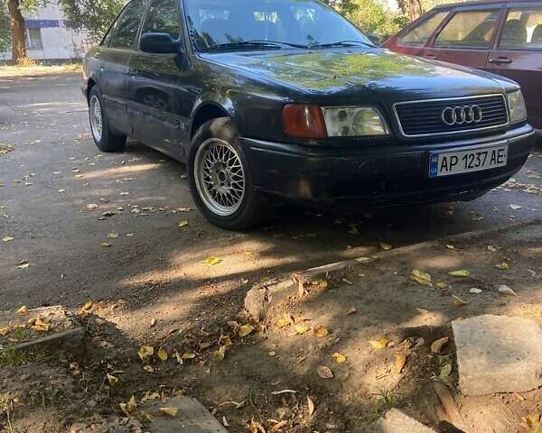 Черный Ауди 100, объемом двигателя 2.6 л и пробегом 400 тыс. км за 3000 $, фото 1 на Automoto.ua