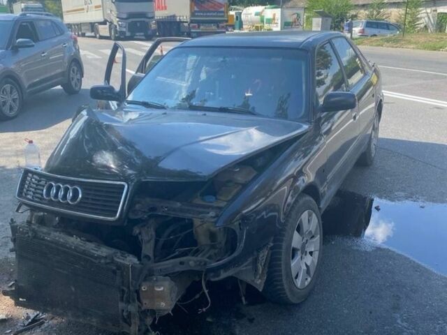 Черный Ауди 100, объемом двигателя 2.5 л и пробегом 200 тыс. км за 1495 $, фото 1 на Automoto.ua