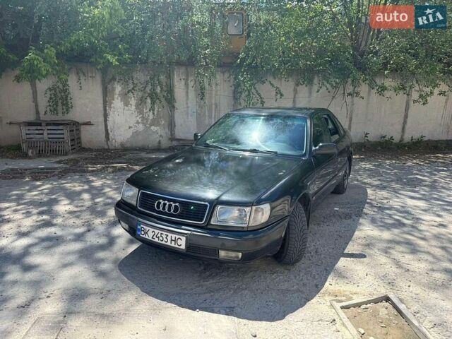 Черный Ауди 100, объемом двигателя 1.99 л и пробегом 370 тыс. км за 3100 $, фото 1 на Automoto.ua