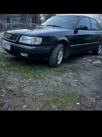 Черный Ауди 100, объемом двигателя 2.8 л и пробегом 378 тыс. км за 3000 $, фото 1 на Automoto.ua