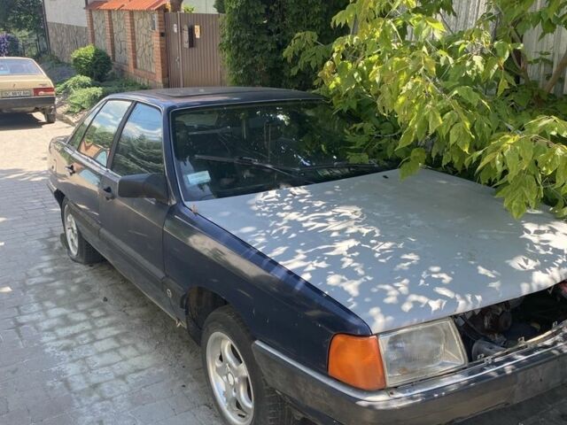 Черный Ауди 100, объемом двигателя 0 л и пробегом 3 тыс. км за 500 $, фото 1 на Automoto.ua