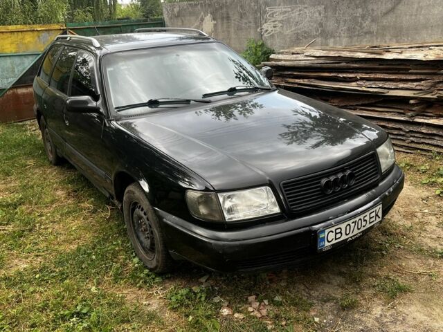 Черный Ауди 100, объемом двигателя 2.8 л и пробегом 300 тыс. км за 2818 $, фото 1 на Automoto.ua
