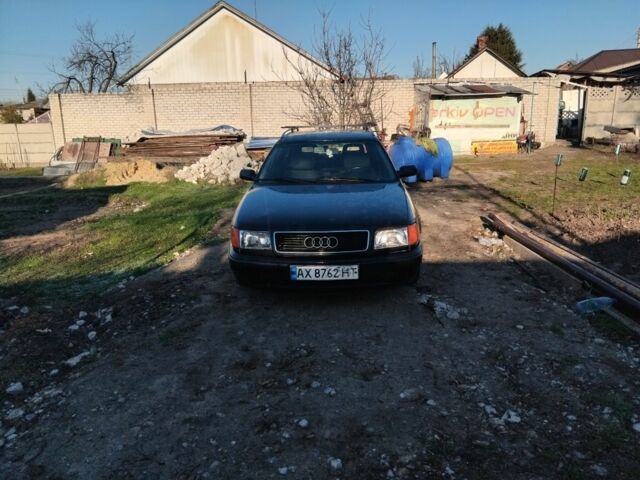 Черный Ауди 100, объемом двигателя 2 л и пробегом 400 тыс. км за 2000 $, фото 1 на Automoto.ua