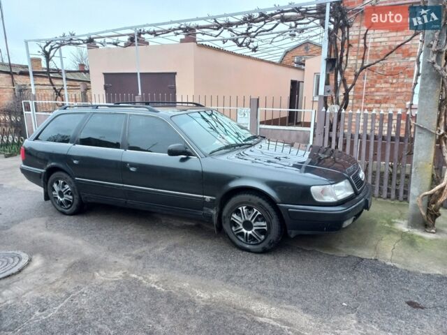 Черный Ауди 100, объемом двигателя 2.6 л и пробегом 300 тыс. км за 3999 $, фото 1 на Automoto.ua