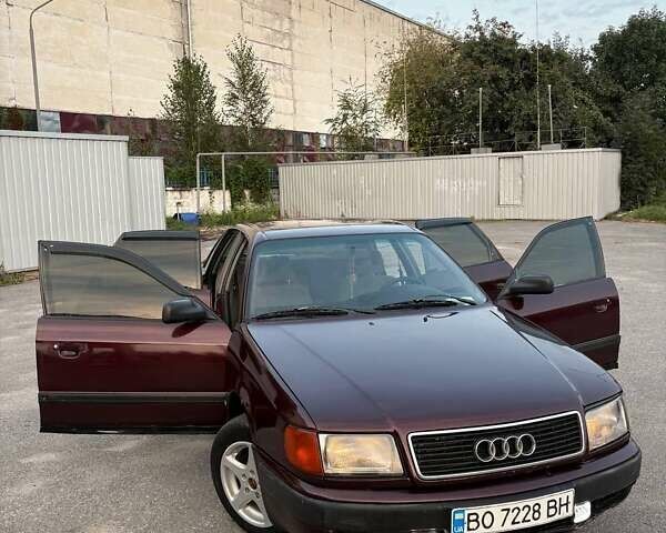 Фіолетовий Ауді 100, об'ємом двигуна 2.3 л та пробігом 240 тис. км за 2300 $, фото 1 на Automoto.ua