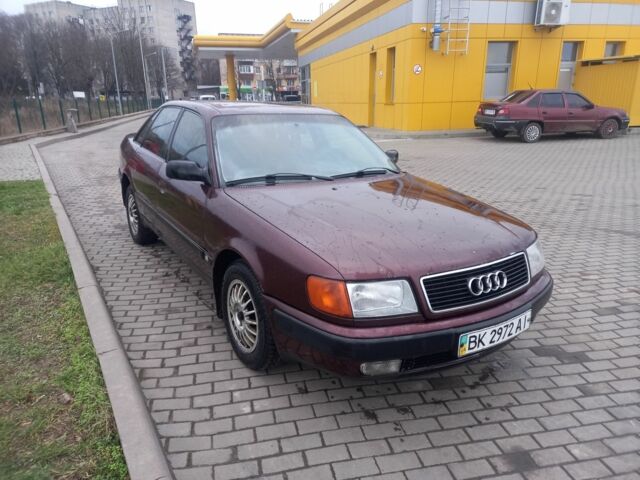 Фиолетовый Ауди 100, объемом двигателя 2.3 л и пробегом 285 тыс. км за 2300 $, фото 1 на Automoto.ua