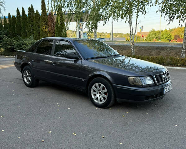Фиолетовый Ауди 100, объемом двигателя 2 л и пробегом 350 тыс. км за 1800 $, фото 1 на Automoto.ua