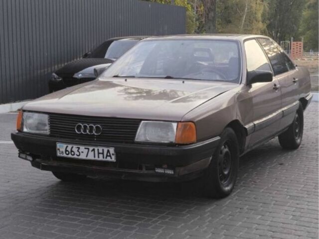Коричневый Ауди 100, объемом двигателя 0 л и пробегом 77 тыс. км за 668 $, фото 1 на Automoto.ua