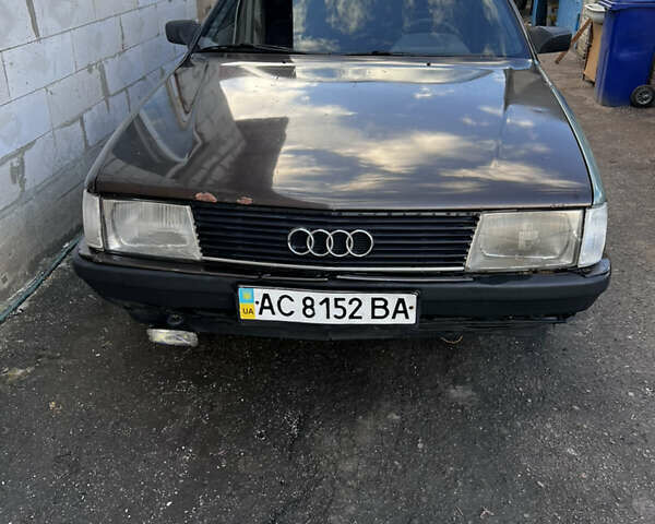 Ауди 100 1985 в Луцке на Automoto.ua Коричневый Ауди 100, объемом двигателя 0 л и пробегом 400 тыс. км за 1500 $, фото 1 на Automoto.ua